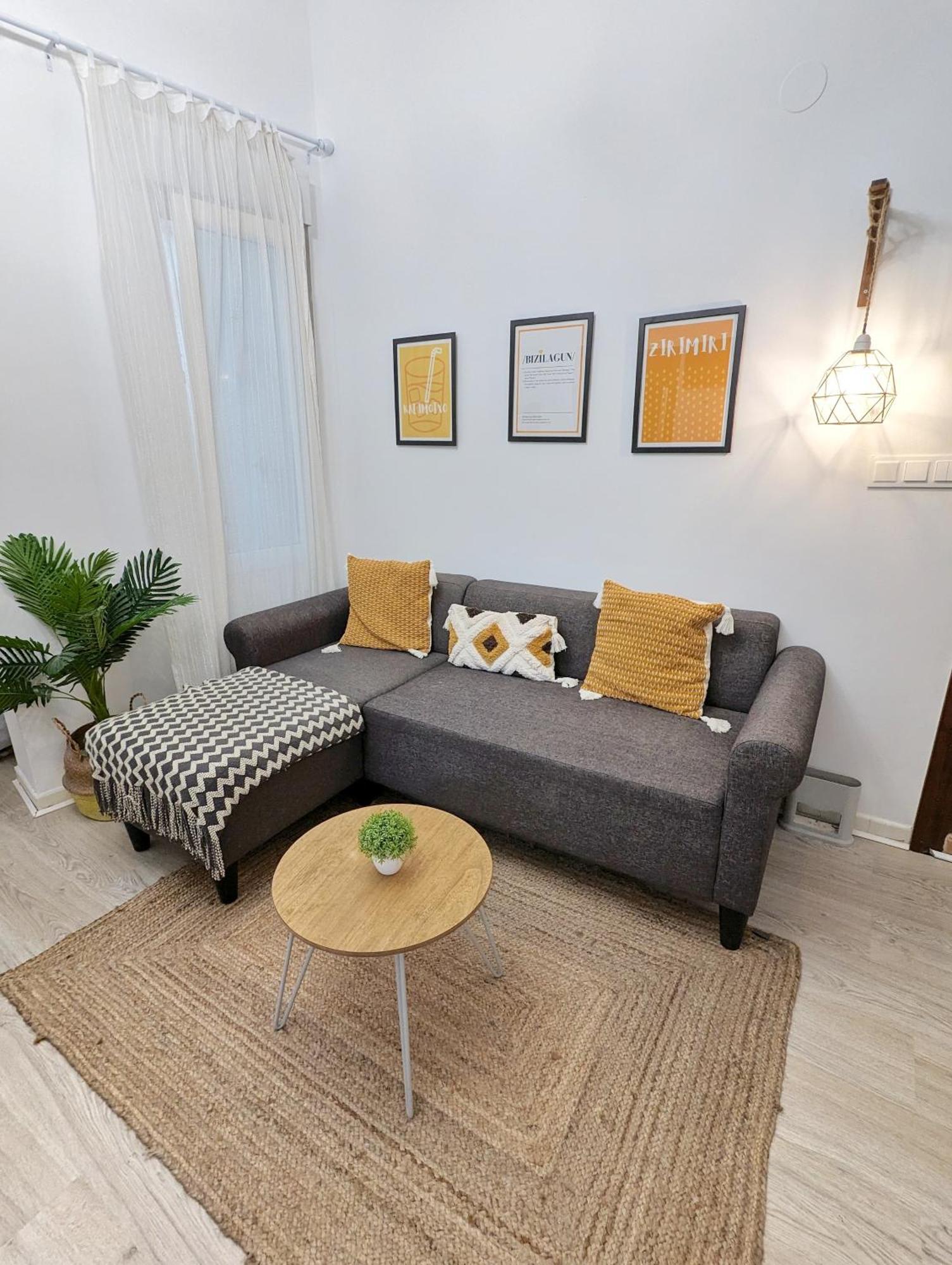 Apartamento Tranquilo Casco Viejo Bilbao Eksteriør billede